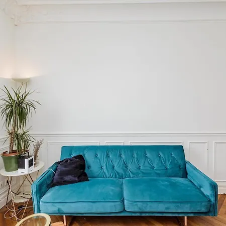 Very Nice 53M Near The Pantheon! Parijs